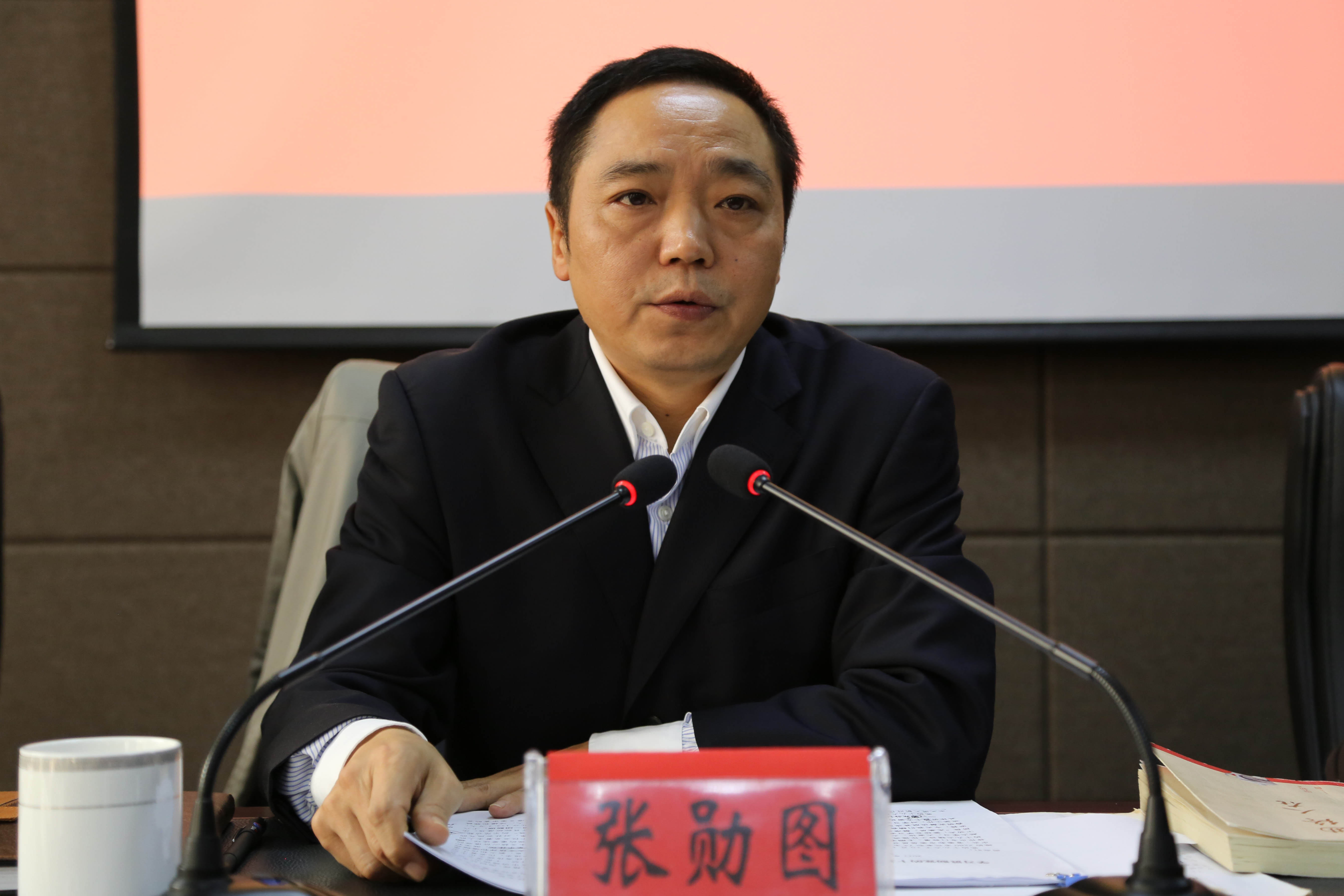 张勋图讲话.jpg