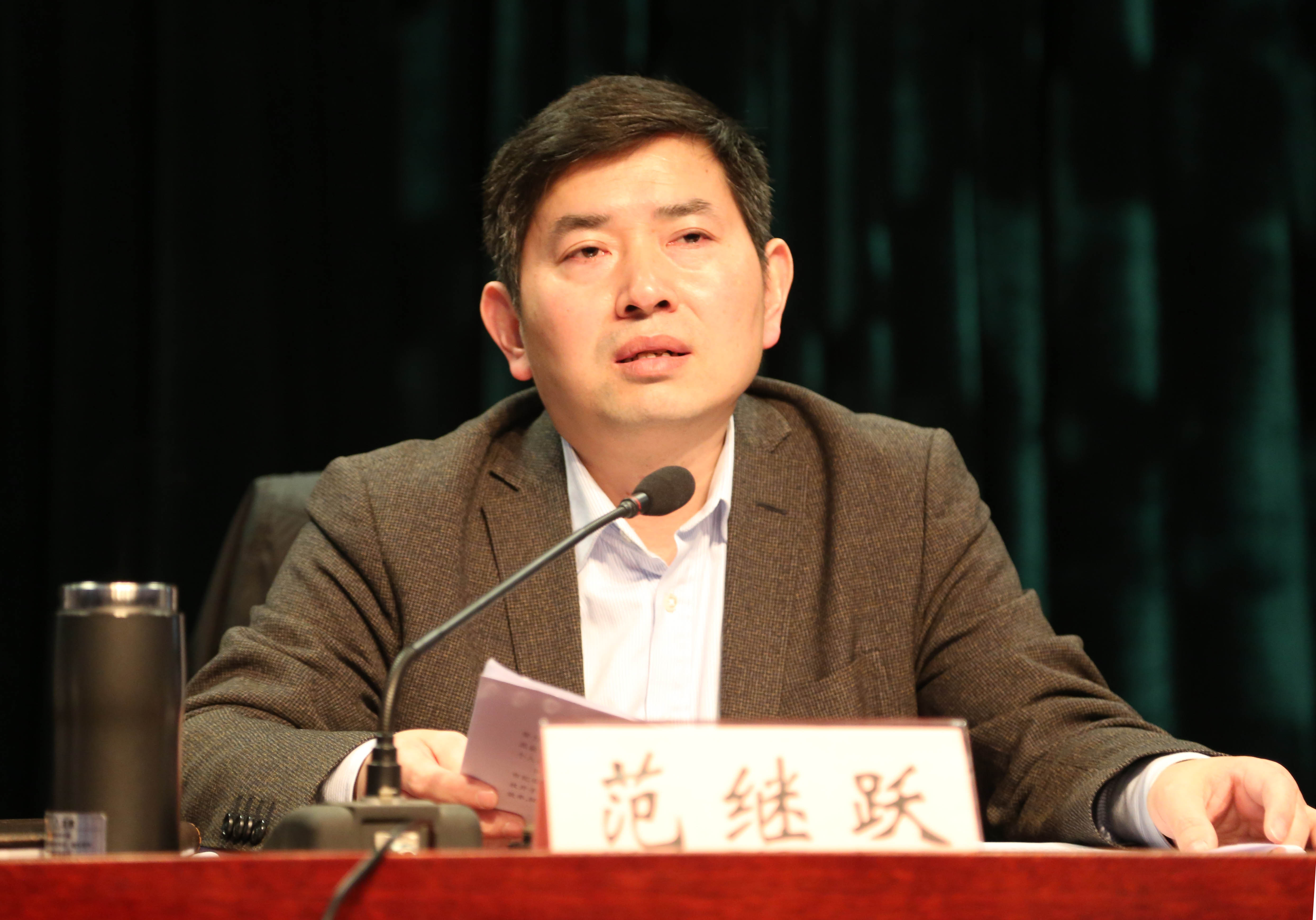 612A3706.jpg