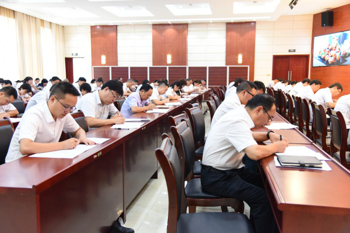 昭化区： “一考三学”新模式 提升“铁匠”素养