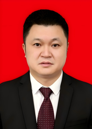 胡佑成.png