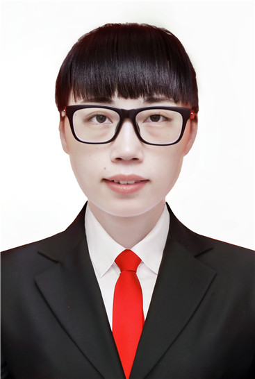 程雯.jpg